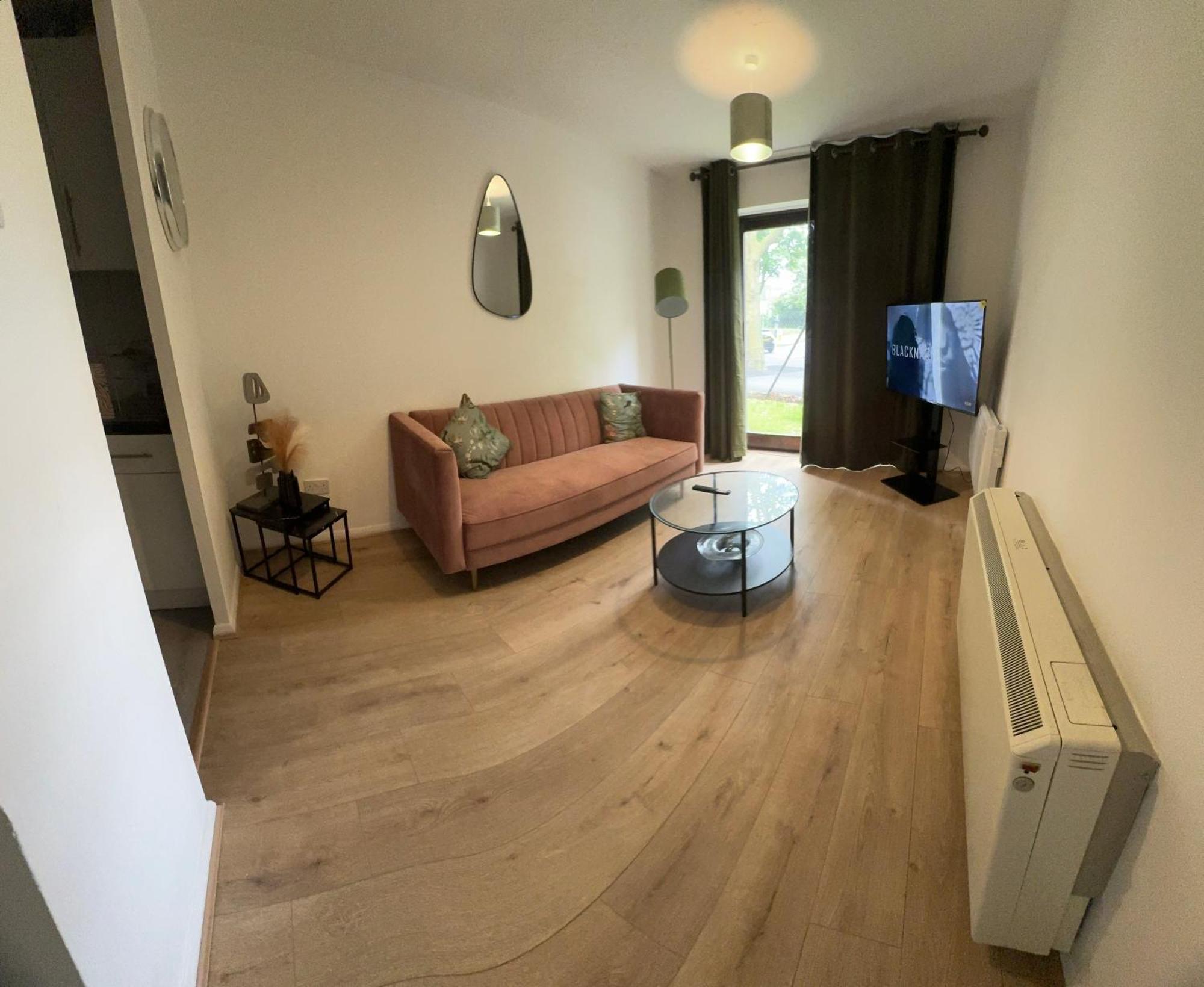 Paprika Nest Apartment Hendon Exterior photo
